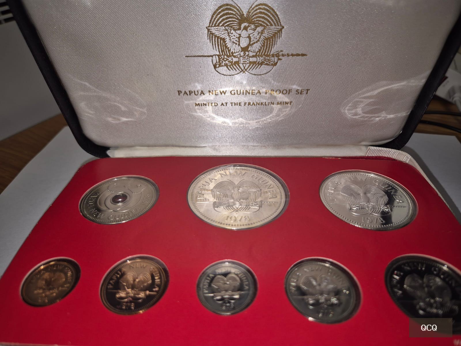 Photo 5 de Coffret Franklin Mint 1978 – Papouasie-Nouvelle-Guinée – 8 monnaies Proof dont 2 en argent