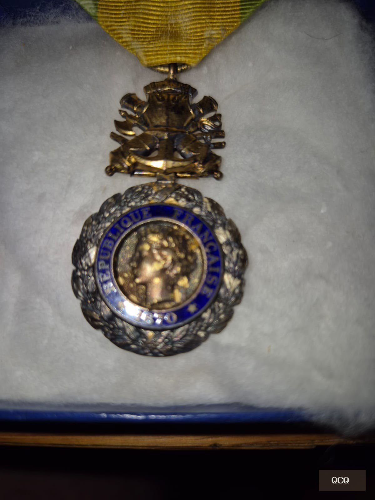 Photo 3 de Médaille militaire française IIIe République – modèle 1870 – Valeur et Discipline